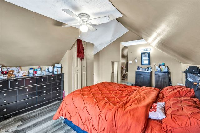 7914 Dorver Avenue, Cleveland, OH 44105