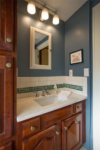 7121 Jefferson Street, Kansas City, MO 64114