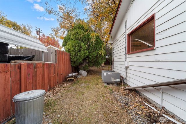 1918 Pike Avenue, Richland, WA 99354