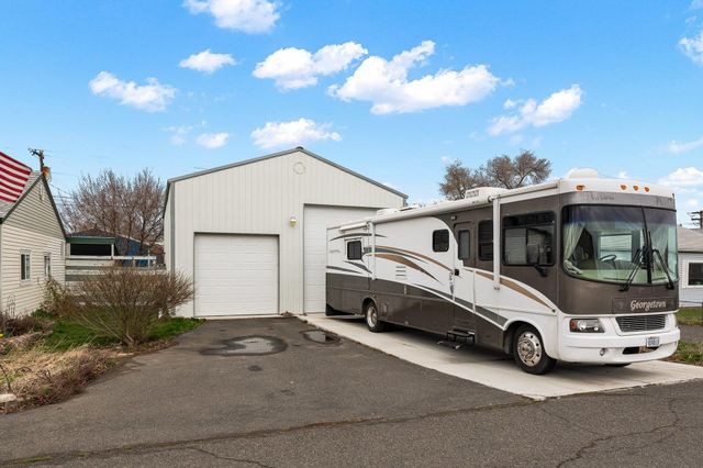 12430 W 13th Ave, Airway Heights, WA 99001