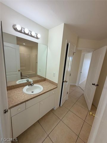 2829 NW 2nd TER, Cape Coral, FL 33993