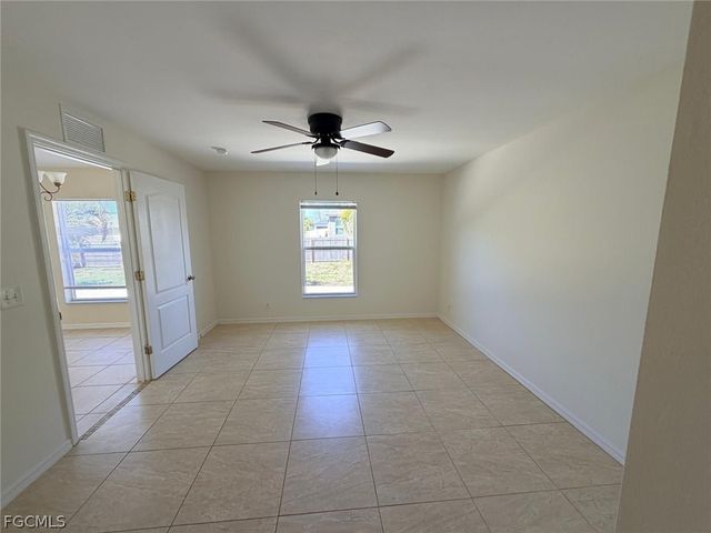 2829 NW 2nd TER, Cape Coral, FL 33993
