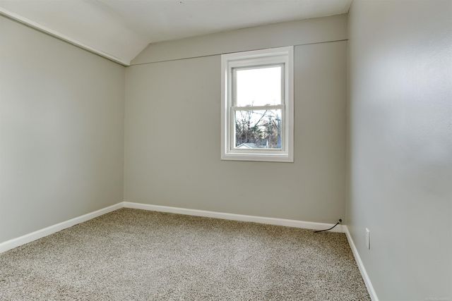 513 N 6th Street, Saint Clair, MI 48079