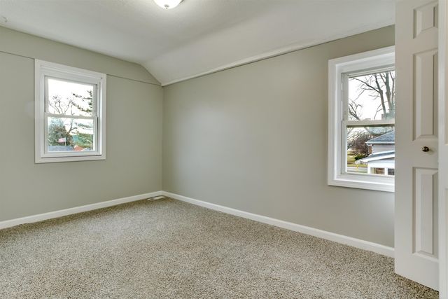 513 N 6th Street, Saint Clair, MI 48079