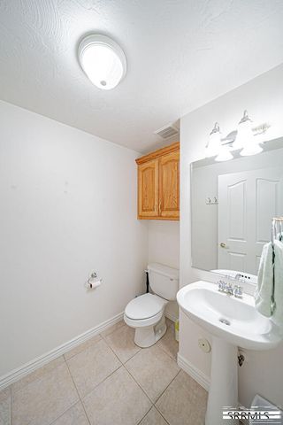 2086 12th Street Circle, Idaho Falls, ID 83404