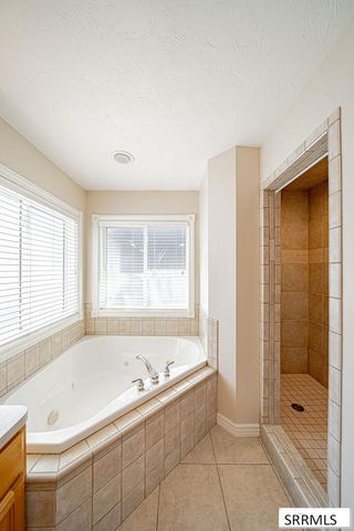 2086 12th Street Circle, Idaho Falls, ID 83404