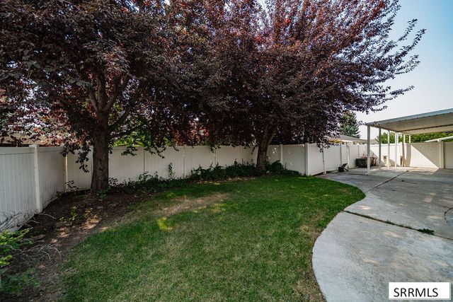 2086 12th Street Circle, Idaho Falls, ID 83404