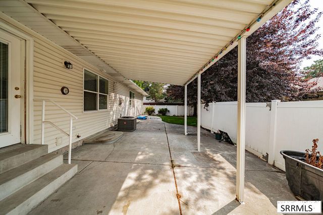 2086 12th Street Circle, Idaho Falls, ID 83404