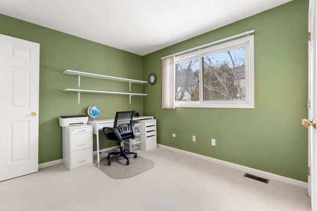 96 Spinnaker Way, Portsmouth, NH 03801