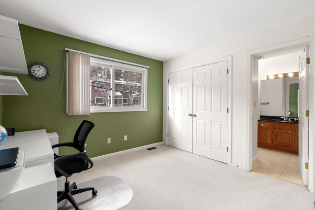 96 Spinnaker Way, Portsmouth, NH 03801