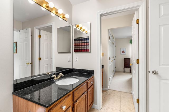 96 Spinnaker Way, Portsmouth, NH 03801