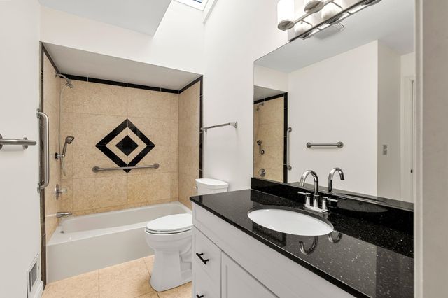 96 Spinnaker Way, Portsmouth, NH 03801