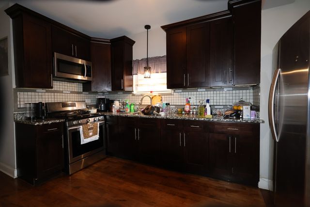 5409 S Sawyer Avenue, Chicago, IL 60632