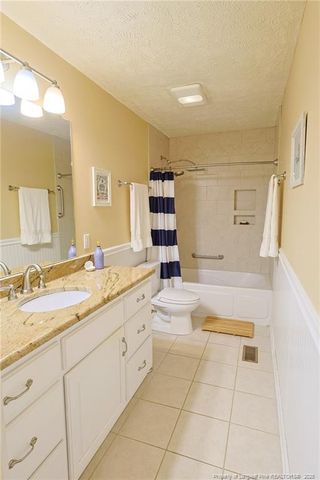 704 Glenwood Drive, Fayetteville, NC 28305