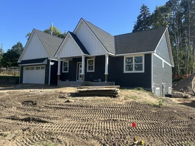 692 Skillman Avenue W, Roseville, MN 55113