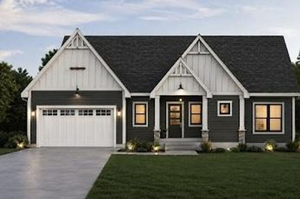 692 Skillman Avenue W, Roseville, MN 55113 — exterior