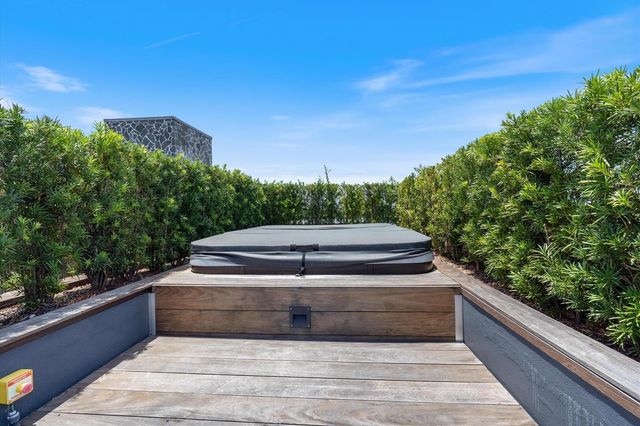 124 Hendricks Isle Ph401, Fort Lauderdale, FL 33301