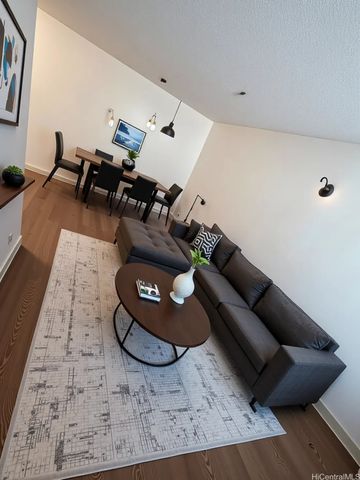 1670 Kalakaua Avenue 404, Honolulu, HI 96826