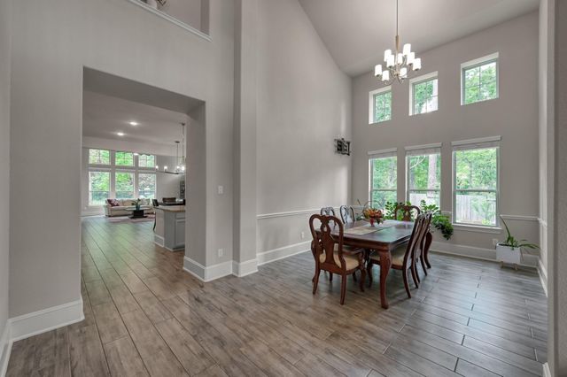 531 Woodsy Pine Court, Conroe, TX 77304