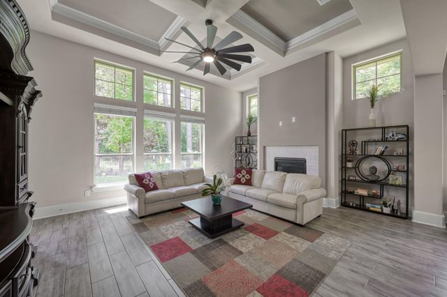 531 Woodsy Pine Court, Conroe, TX 77304
