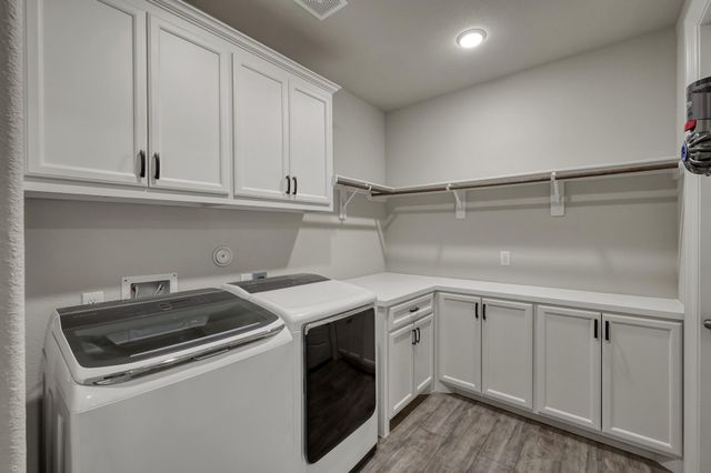 531 Woodsy Pine Court, Conroe, TX 77304