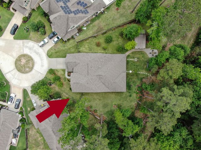 531 Woodsy Pine Court, Conroe, TX 77304