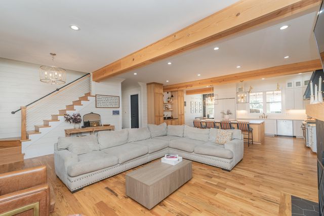 111 Hunting Hills Drive, Aiken, SC 29803