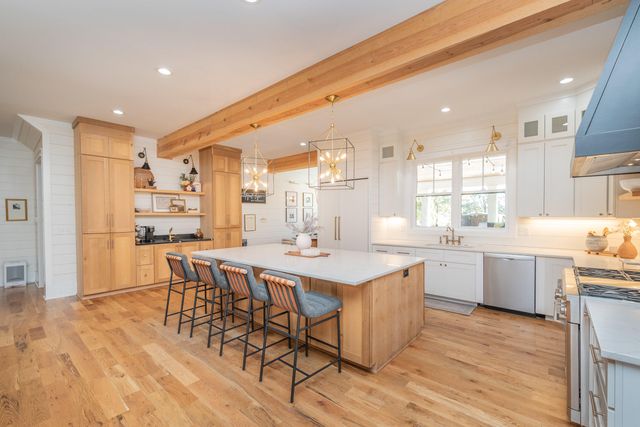 111 Hunting Hills Drive, Aiken, SC 29803