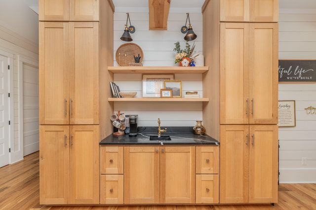 111 Hunting Hills Drive, Aiken, SC 29803