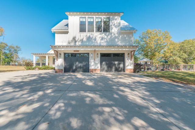 111 Hunting Hills Drive, Aiken, SC 29803