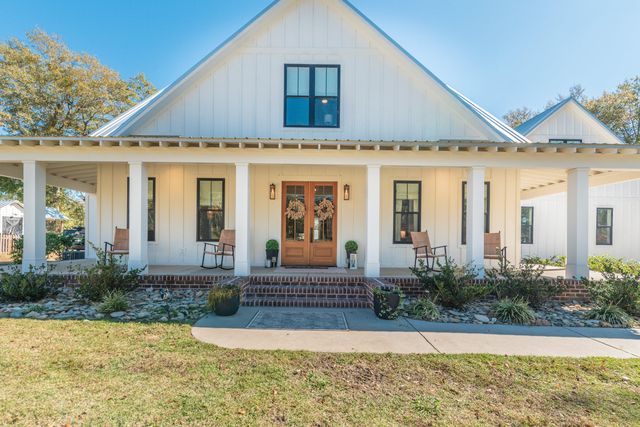 111 Hunting Hills Drive, Aiken, SC 29803