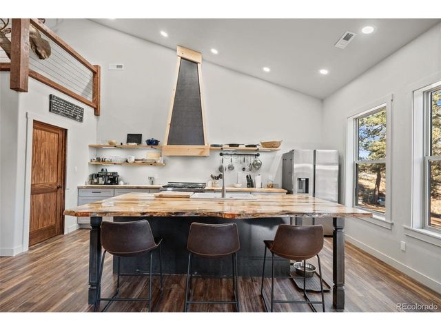 2270 Pikes Peak Dr, Florissant, CO 80816