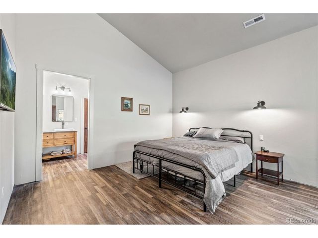 2270 Pikes Peak Dr, Florissant, CO 80816