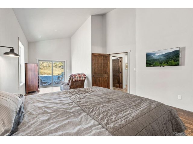 2270 Pikes Peak Dr, Florissant, CO 80816