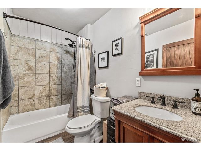 2270 Pikes Peak Dr, Florissant, CO 80816