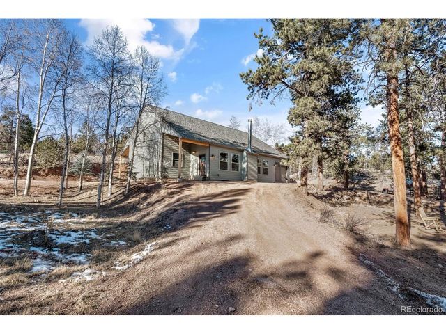 2270 Pikes Peak Dr, Florissant, CO 80816