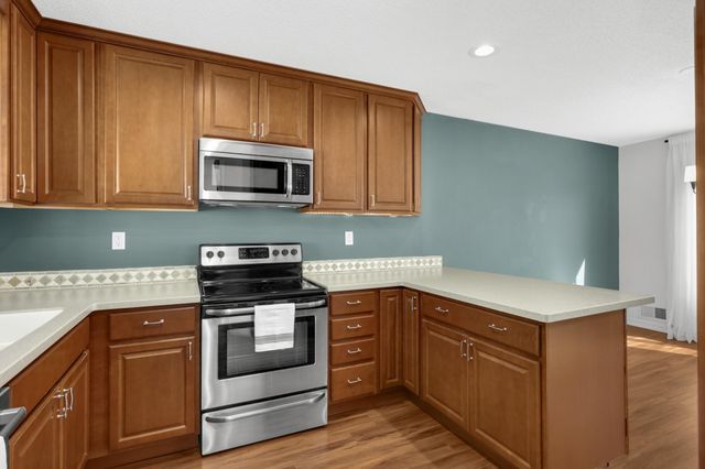 4235 Sylvia Lane N, Shoreview, MN 55126