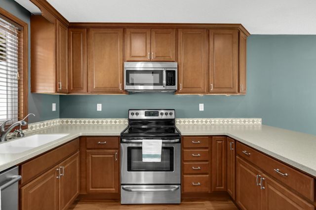 4235 Sylvia Lane N, Shoreview, MN 55126