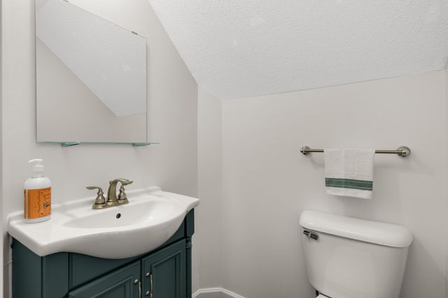 4235 Sylvia Lane N, Shoreview, MN 55126