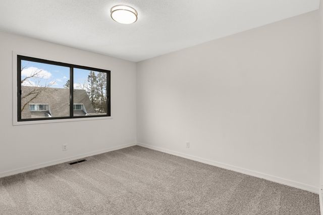 4235 Sylvia Lane N, Shoreview, MN 55126