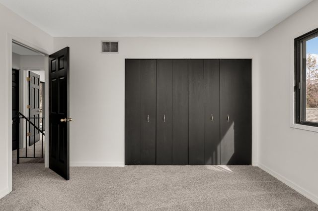 4235 Sylvia Lane N, Shoreview, MN 55126