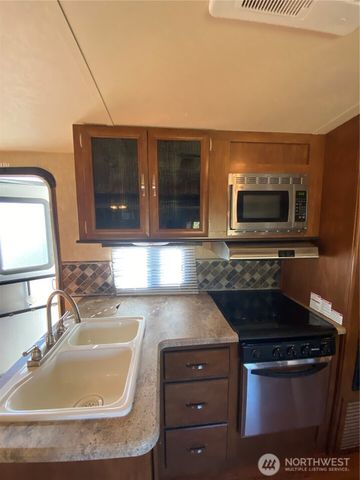 18 Haven Lane, Copalis Beach, WA 98535