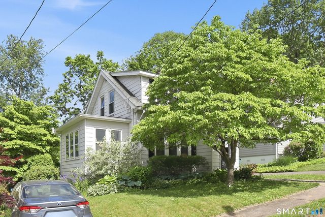 28 Orpington Street, Hamden, CT 06517