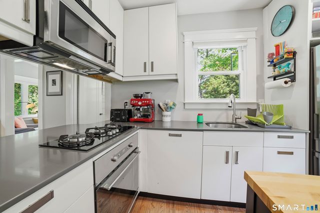 28 Orpington Street, Hamden, CT 06517