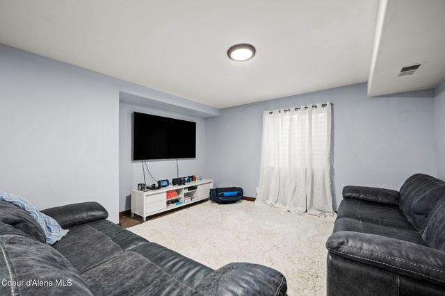 2503 W Elmwood DR, Coeur D'alene, ID 83815