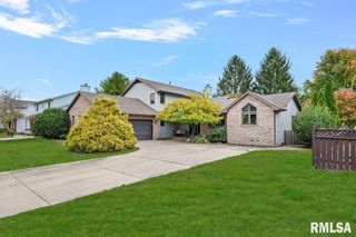 1828 Windycrest Drive, Springfield, IL 62711