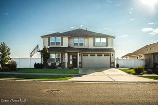 5542 W Irish Dr, Rathdrum, ID 83858