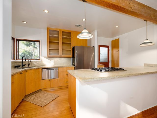 3778 Meier, Los Angeles, CA 90066