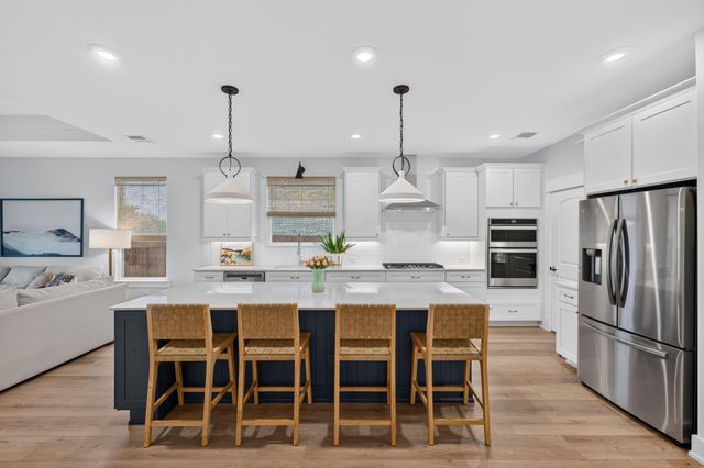 509 Climbing Rock LOOP, Dripping Springs, TX 78620