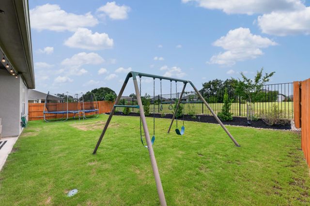 509 Climbing Rock LOOP, Dripping Springs, TX 78620